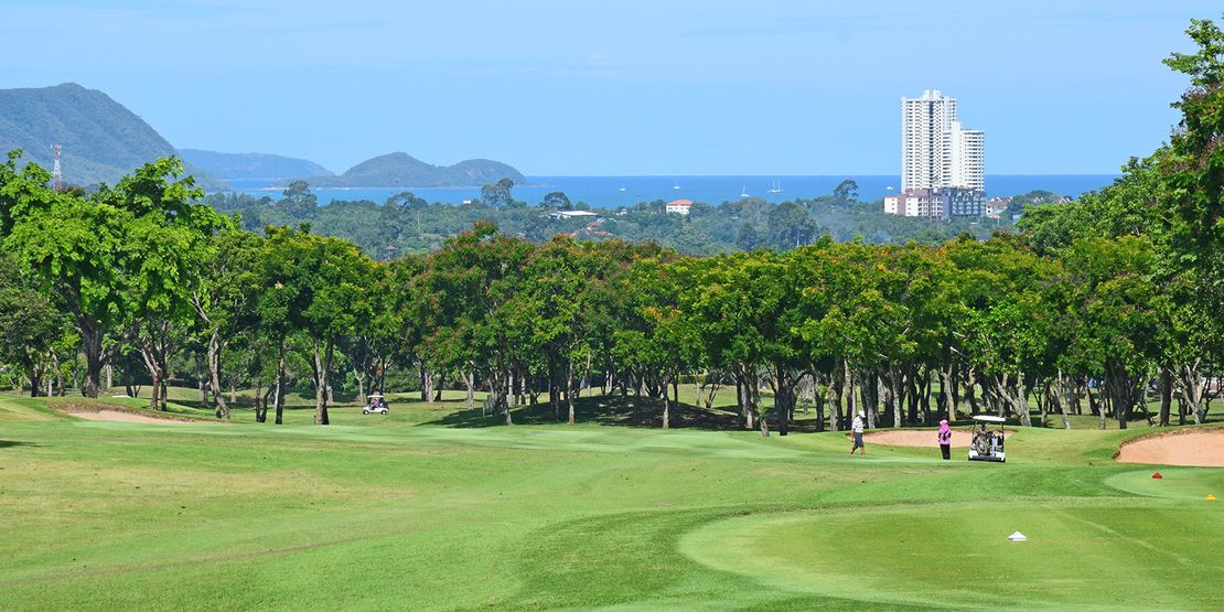 Top 10 Best and Most Popular Golf Courses in Pattaya54