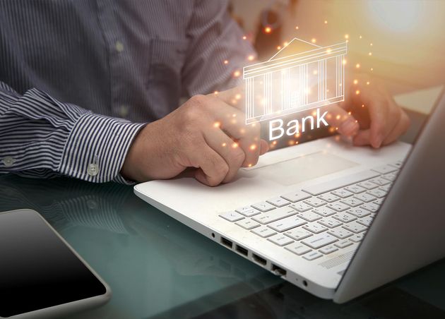 User Use Internet Banking Via Computer