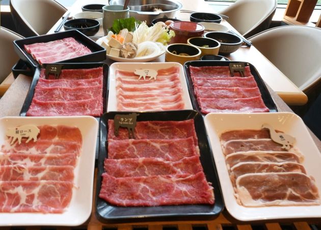 Momo Paradise_Top 10 Best Shabu-Shabu Restaurants in Bangkok from Tle (Hungry Bear) of The Bear Travel