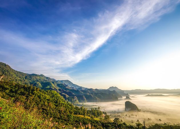 Beautiful Landscape Big Cloud Open Sky Foresty Mountain Phayao Province Winter Thailand