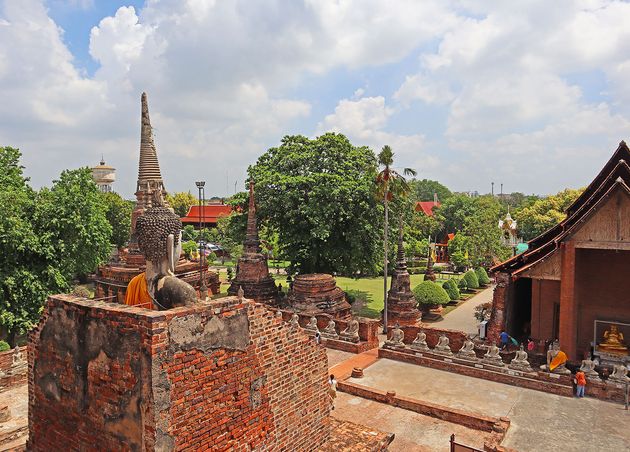 Wat Yai Chai Mongkhon in Ayutthaya
