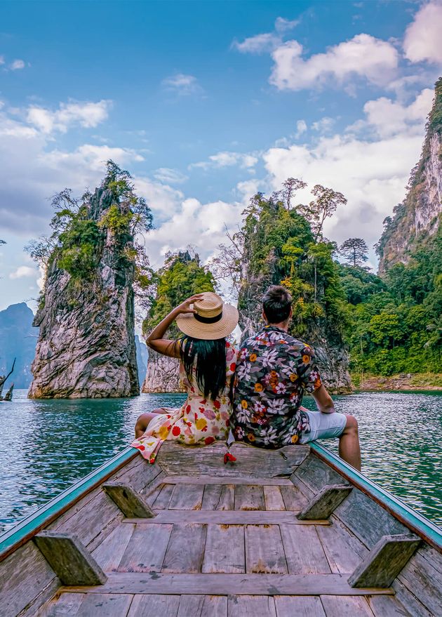 Couple Longtail Boat Visiting Khao Sok National Park Phangnga Thailand Khao Sok National Park
