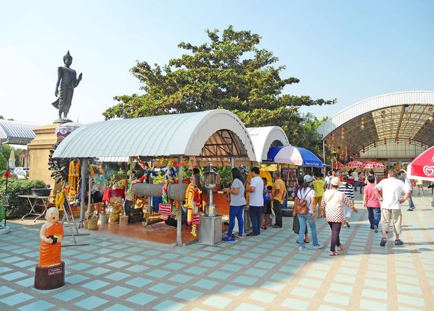 People Visiting Wat Sothonwararam