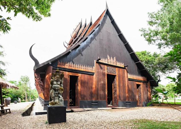 Baan Dam Museum (Black House)_Top 10 Chiang Rai Holiday Attractions in Northern Thailand from D (Big Bear) of The Bear Travel