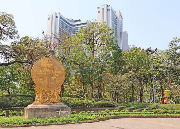 Benchasiri Park in Bangkok