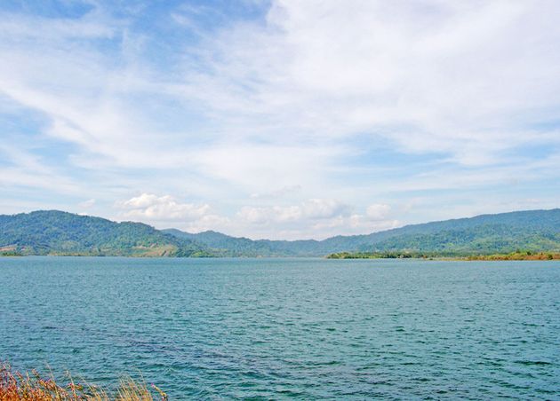 Khirithan Dam in Chanthaburi
