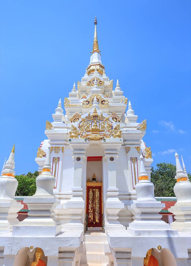 Buddha Relic Pagoda Stupa Wat Phra Borommathat Chaiya Worawihan Surat Thani