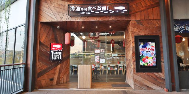 Tsunami Sushi Buffet Lasalle's Avenue: A Dreamy Japanese Restaurant in Bangkok