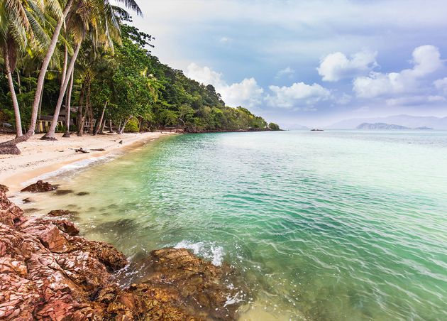 Beautiful Rocky Seashore Tropical Beach Koh Wai Trat Province Thailand