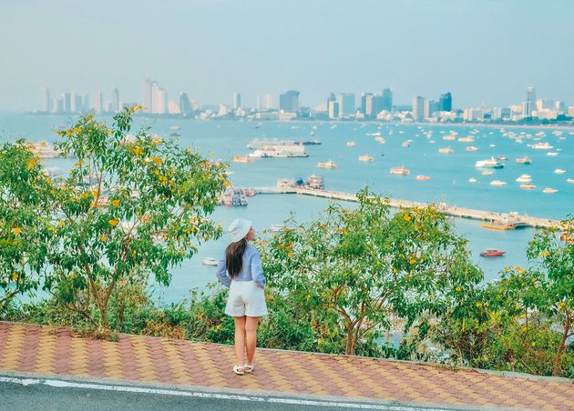 View Point Island Pattaya Sea Park Pattaya Thailand Summer City with Blue Sky Travel Background Chonburi Skyline