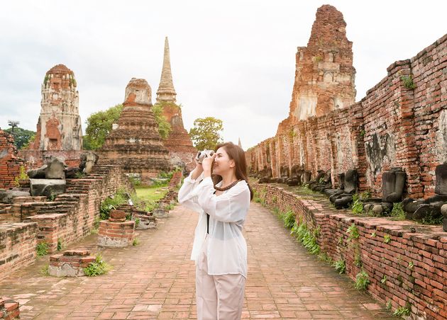Young Beautiful Woman Traveling Taking Photo Thai Historical Park