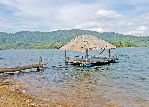 Khirithan Dam in Chanthaburi