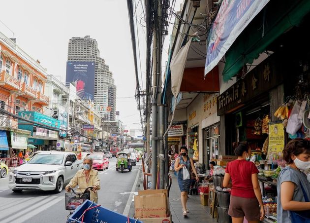 Charoenkrung Road_Top 10 Bangkok's Most Popular and Busiest Districts from D (Big Bear) of The Bear Travel