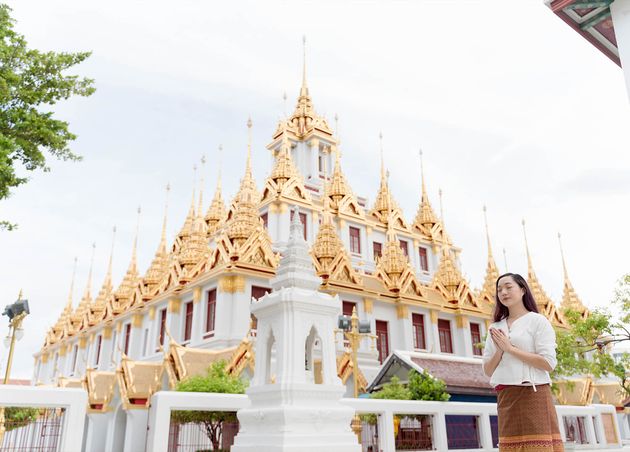 Asia Woman Wearing Traditional Dress Thailand Praying Wat Ratchanatdaram Famous Tourist Attraction Places Interest Bangkok Thailand