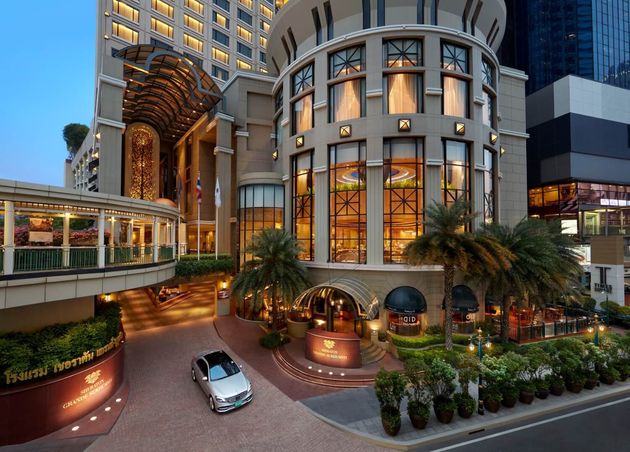 Sheraton Grande Sukhumvit_Top 10 Best and Most Popular Hotels to Book in Bangkok from Tle (Hungry Bear) of The Bear Travel