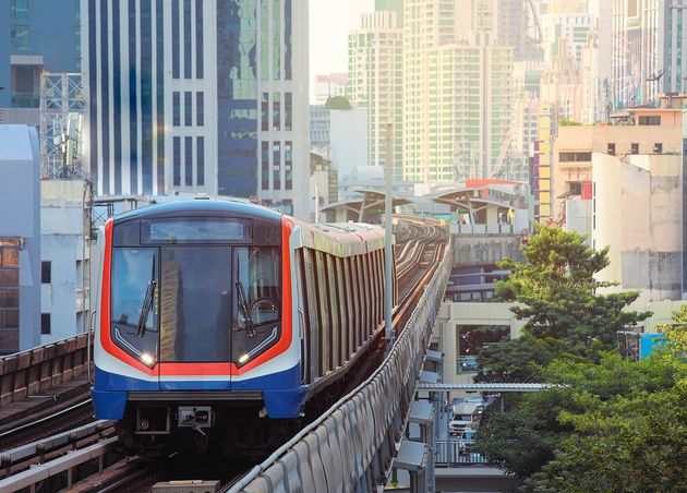 Bts Sky Train Is Running Downtown Bangkok Sky Train Is Fastest Transport Mode Bangkok (1)